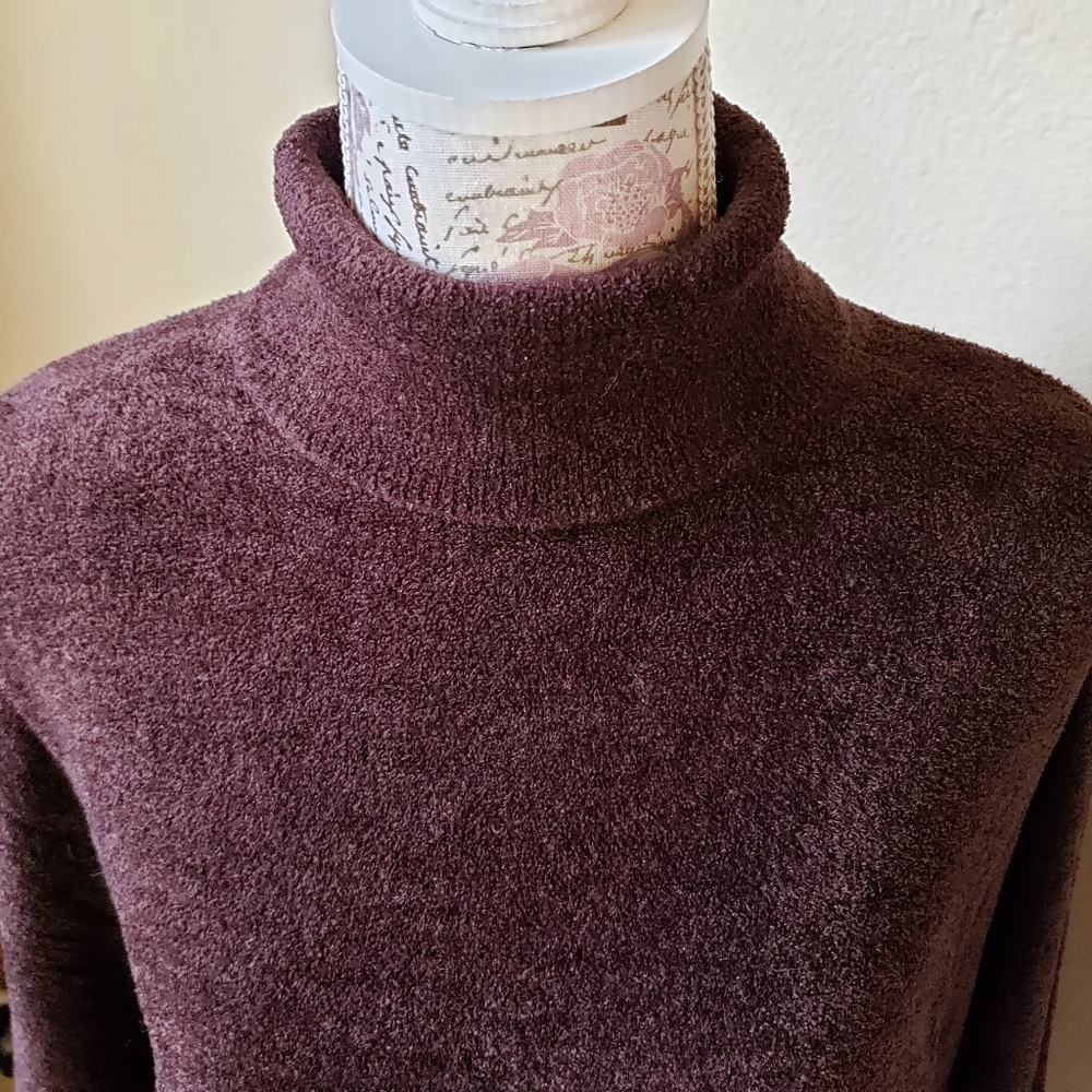 Gabriella Rossi Soft Ribbed Waist Hem Sweater - Picture 4 of 8